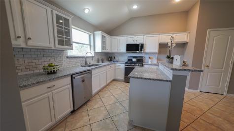 620 Azalea Glenn Heights TX 75154