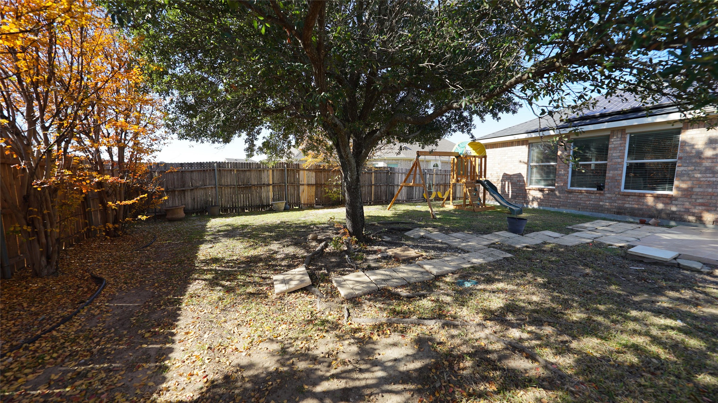 620 Azalea Glenn Heights TX 75154