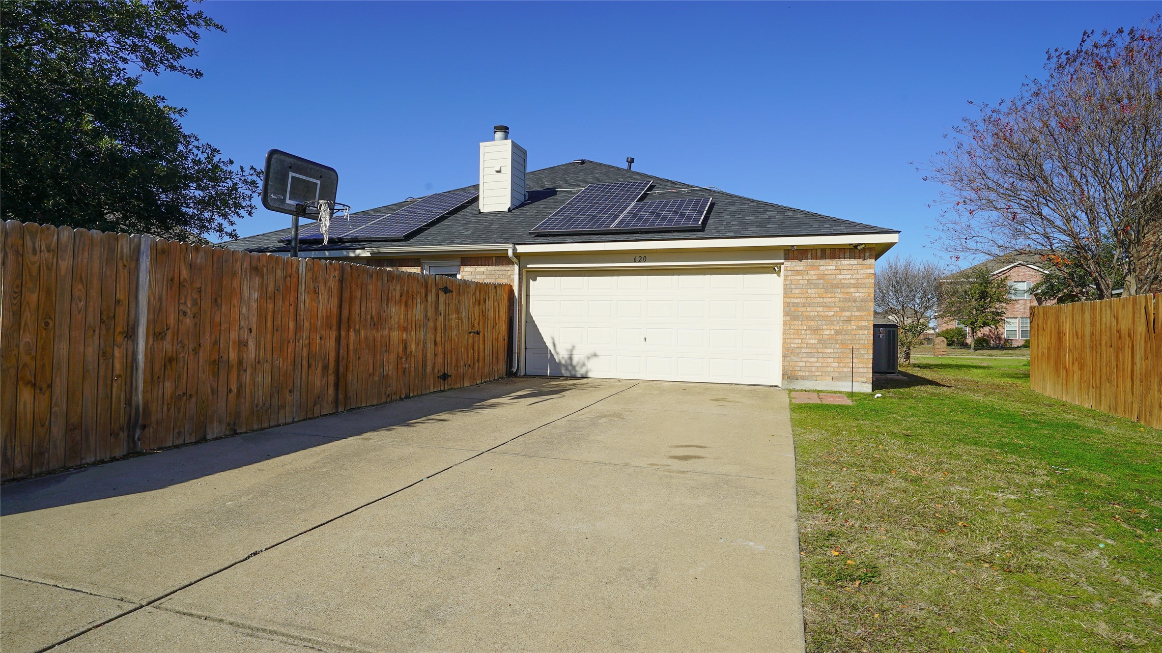 620 Azalea Glenn Heights TX 75154