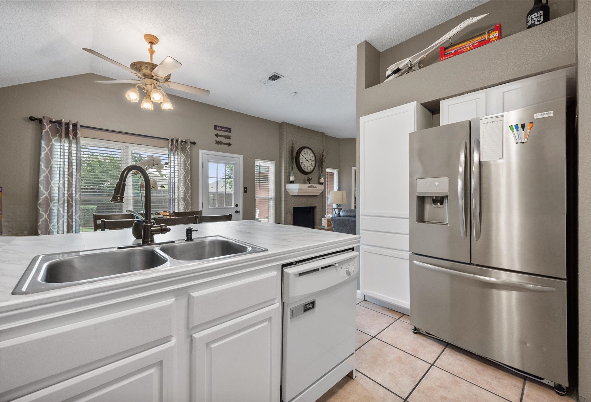 728 Saddle Road White Settlement TX 76108