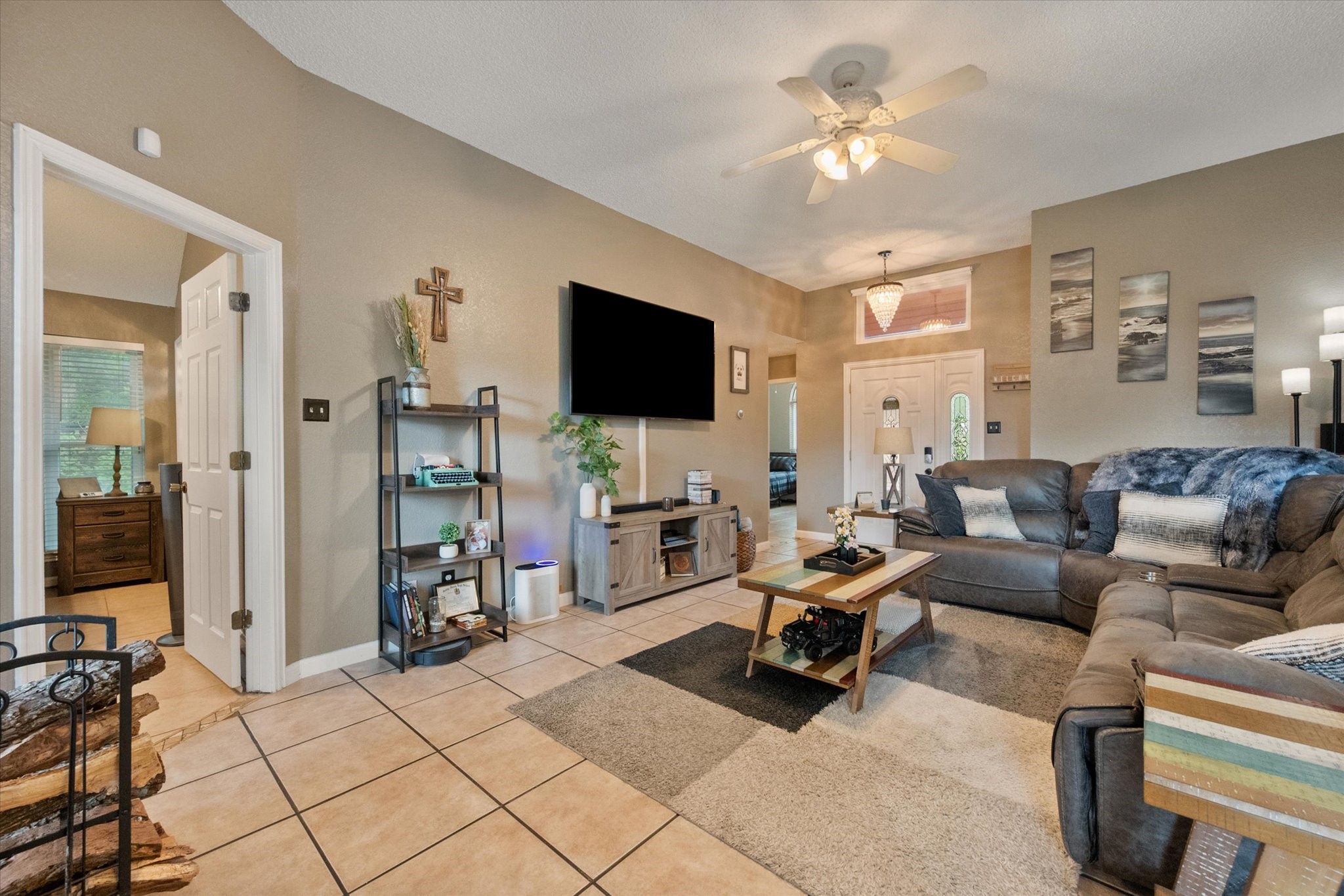 728 Saddle Road White Settlement TX 76108