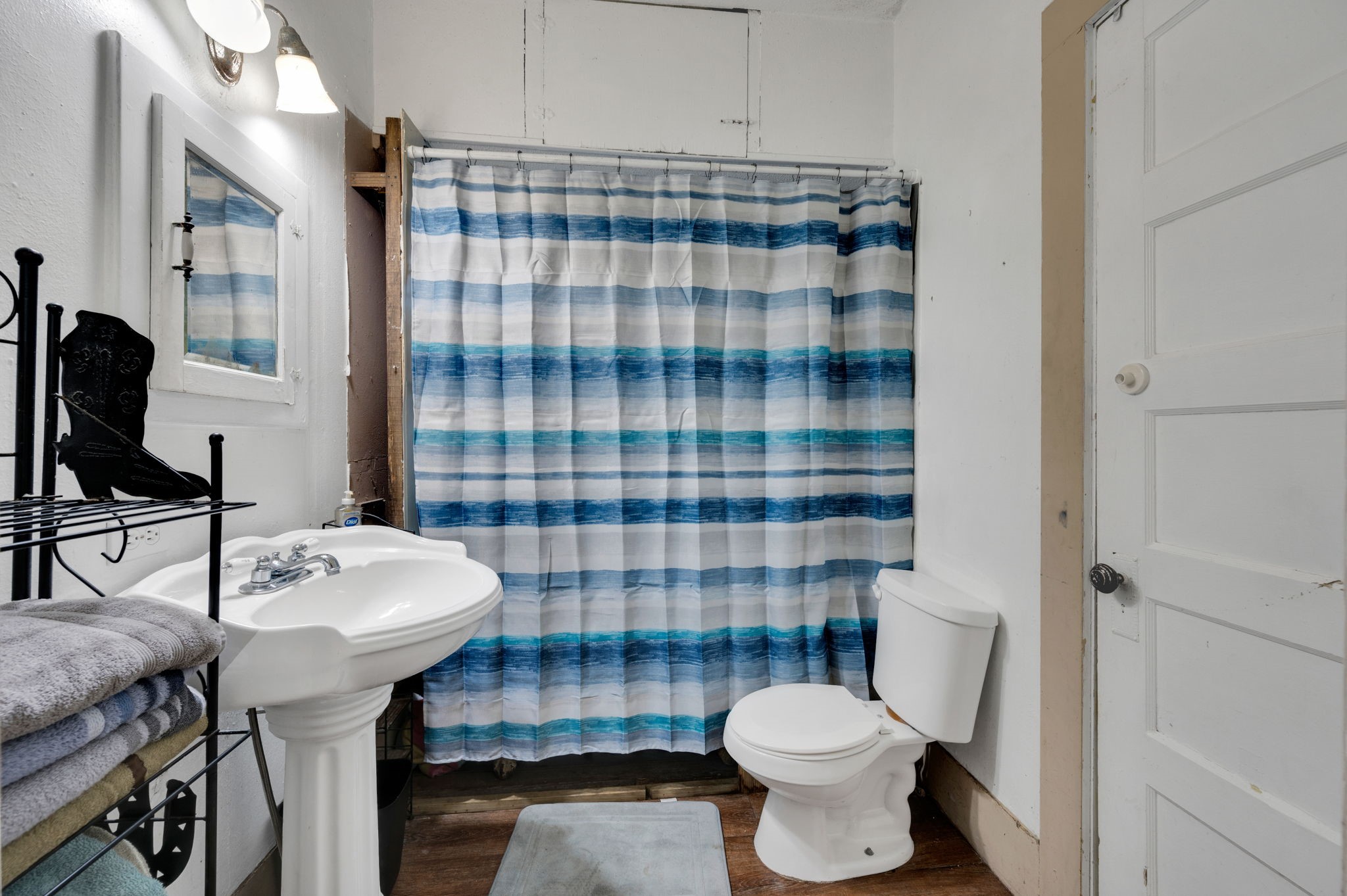 406 W 2nd Street Maypearl TX 76064