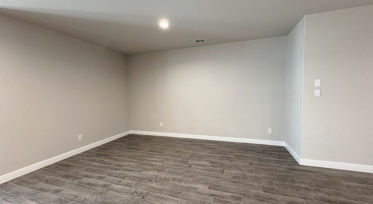 1149 Keystone Drive Granbury TX 76048