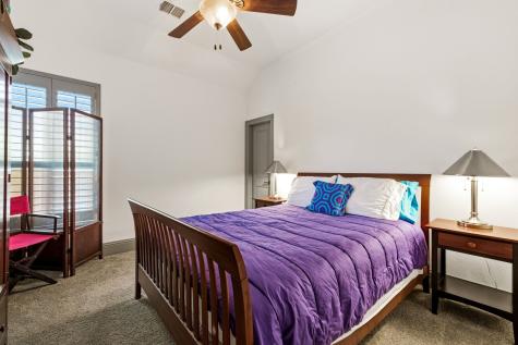 2253 Cardinal Boulevard Carrollton TX 75010