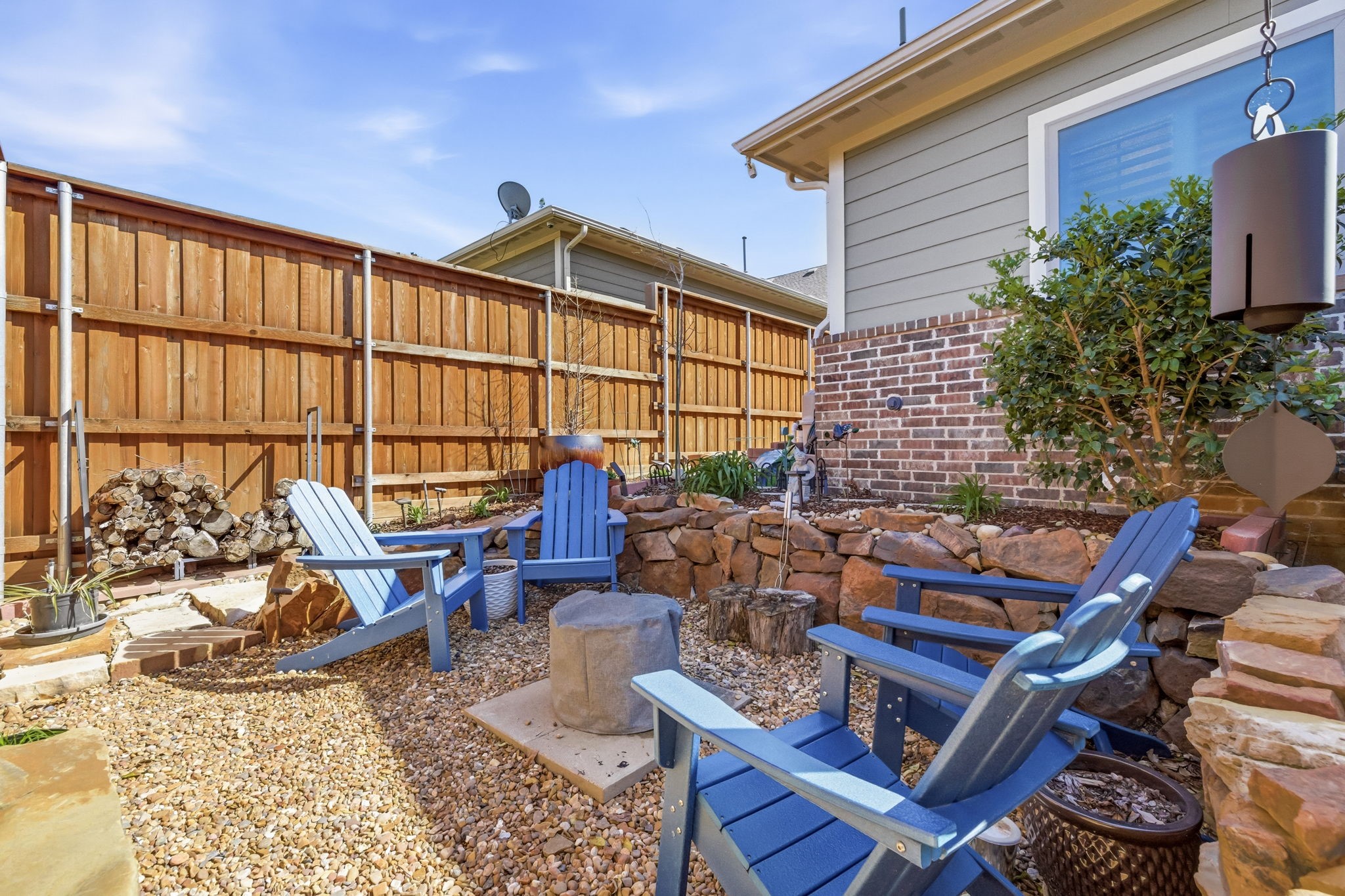 2253 Cardinal Boulevard Carrollton TX 75010