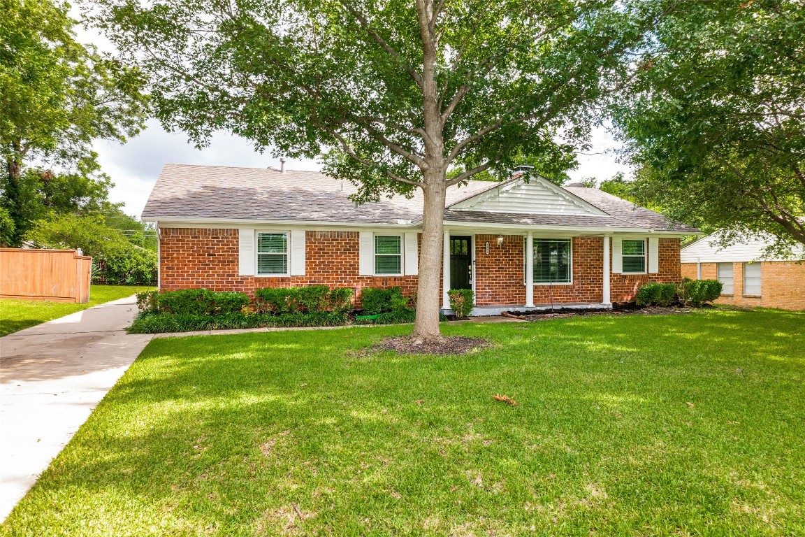 1606 Dakota Drive Garland TX 75043