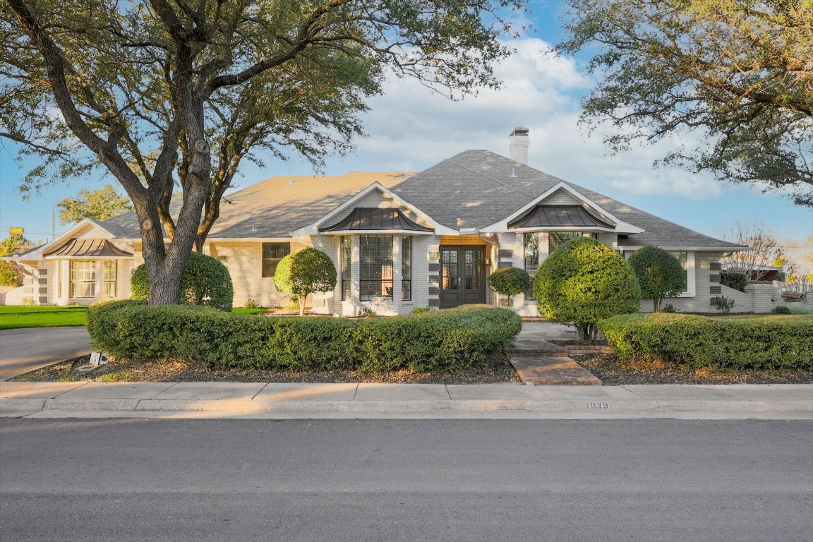 1039 Wind Ridge Drive Duncanville TX 75137