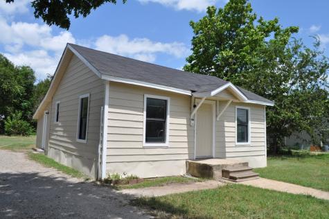 111 Rousseau Street Waxahachie TX 75165