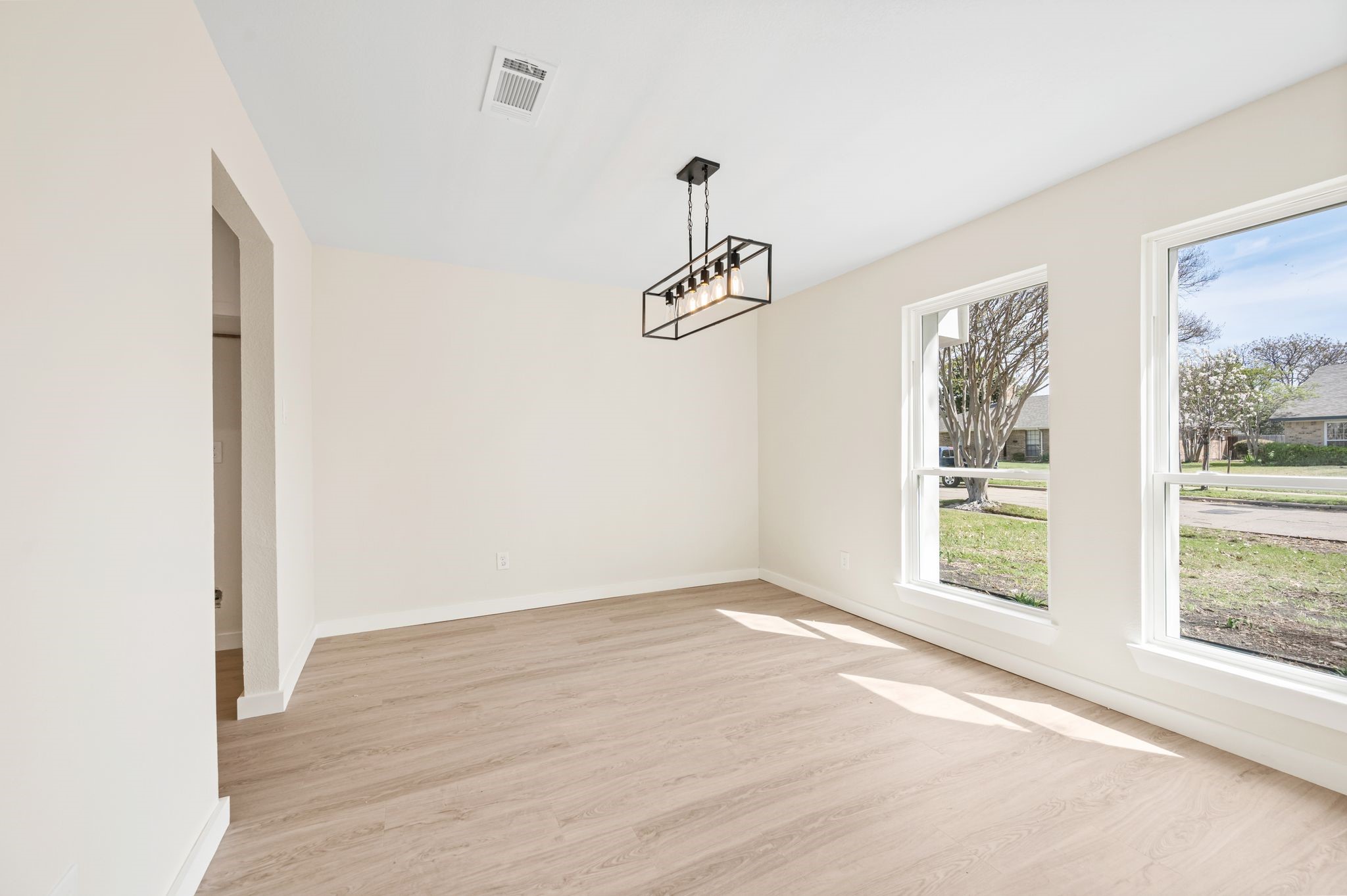 1934 Vista Oaks Drive Carrollton TX 75007