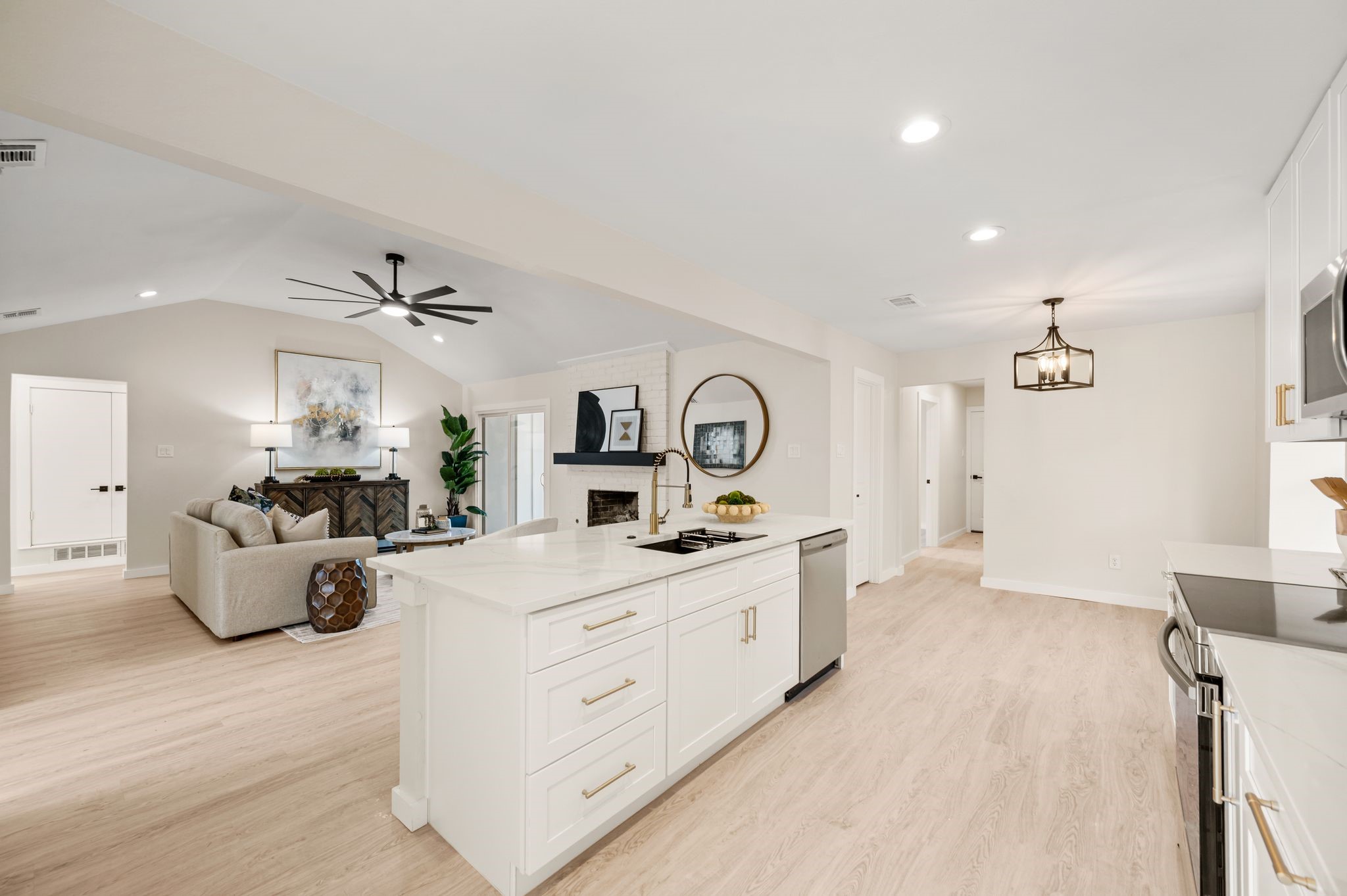 1934 Vista Oaks Drive Carrollton TX 75007