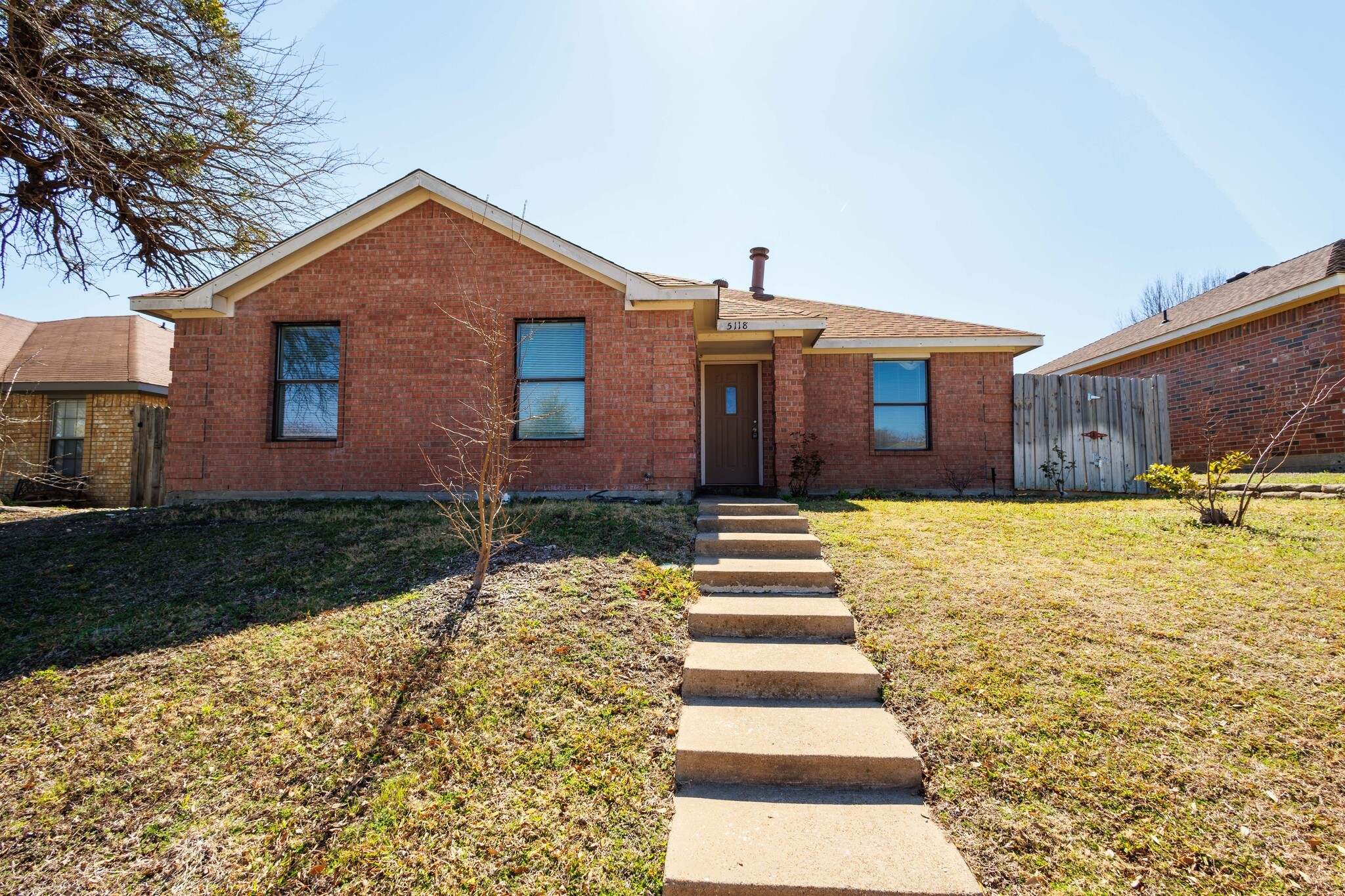 5118 Wesley Chapel Lane Dallas TX 75236