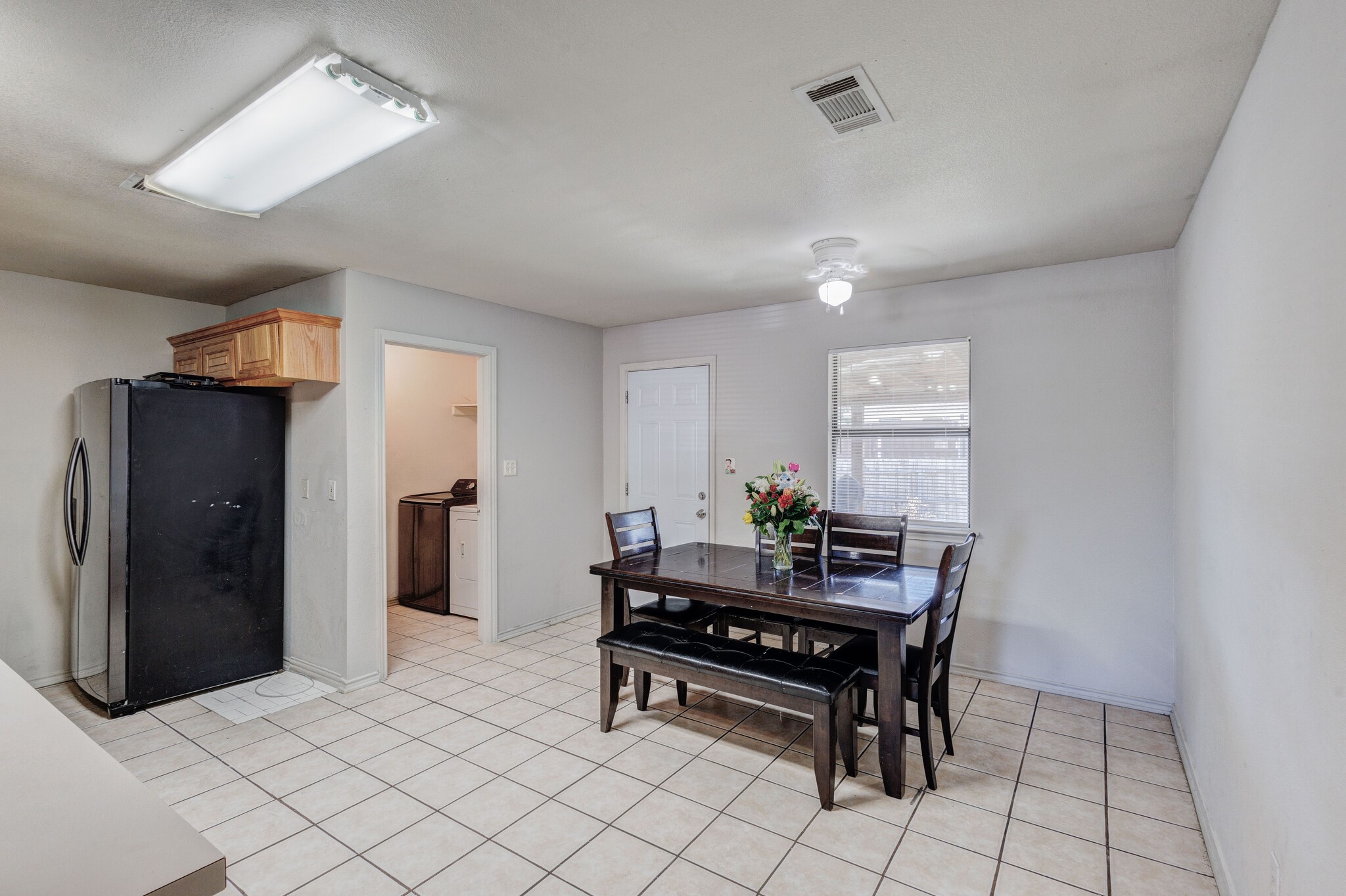 5118 Wesley Chapel Lane Dallas TX 75236