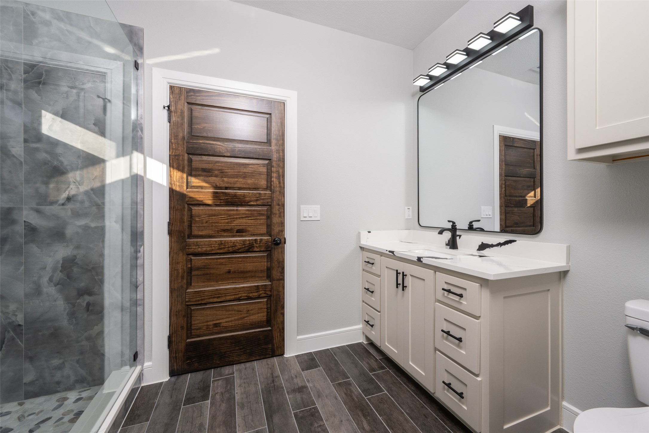 302 W Pine Street Whitewright TX 75491