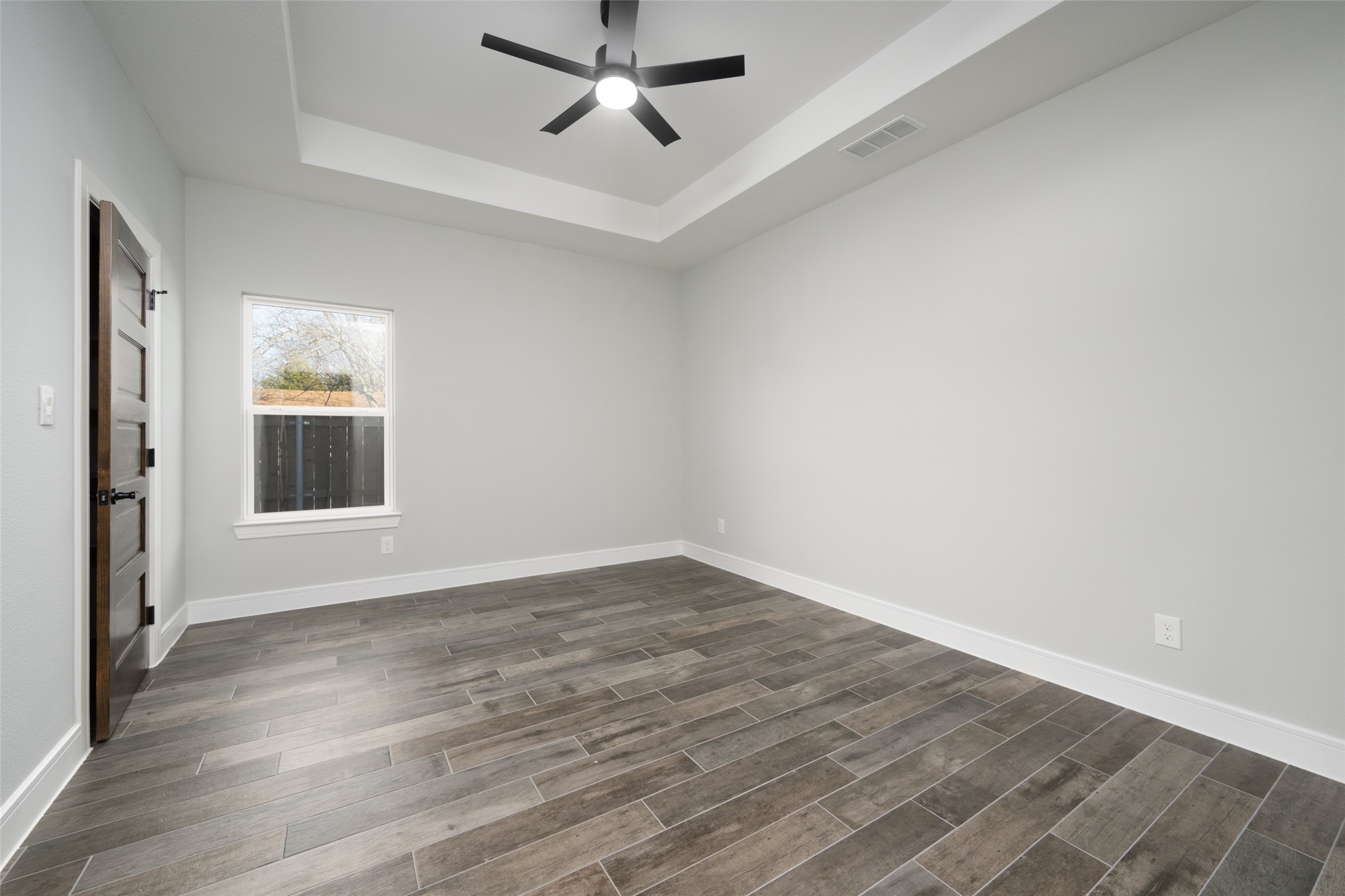 302 W Pine Street Whitewright TX 75491