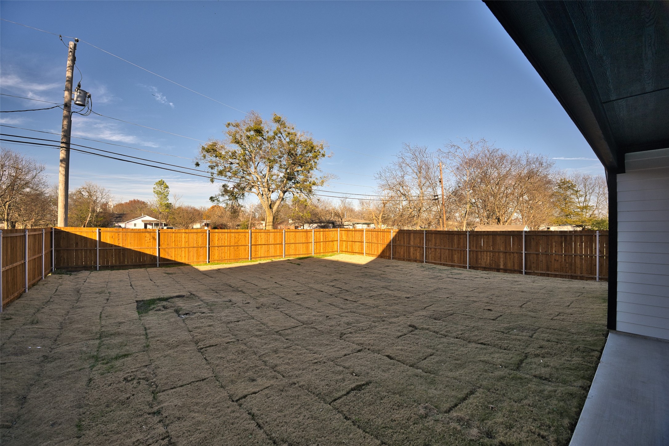 302 W Pine Street Whitewright TX 75491