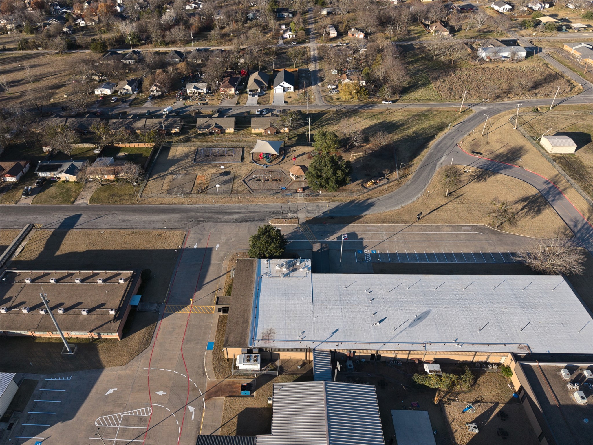 302 W Pine Street Whitewright TX 75491