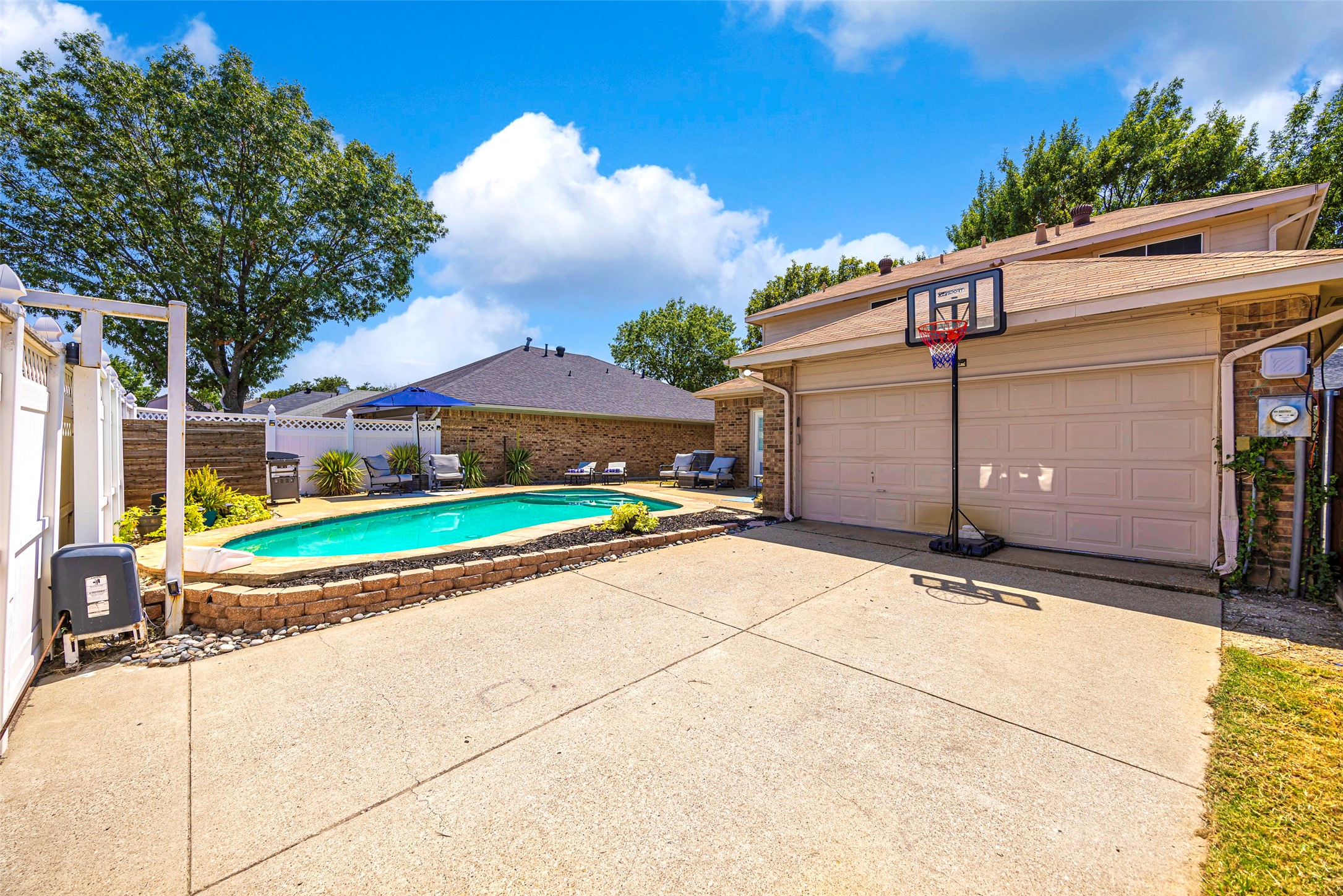6529 Bandalia Drive Rowlett TX 75089