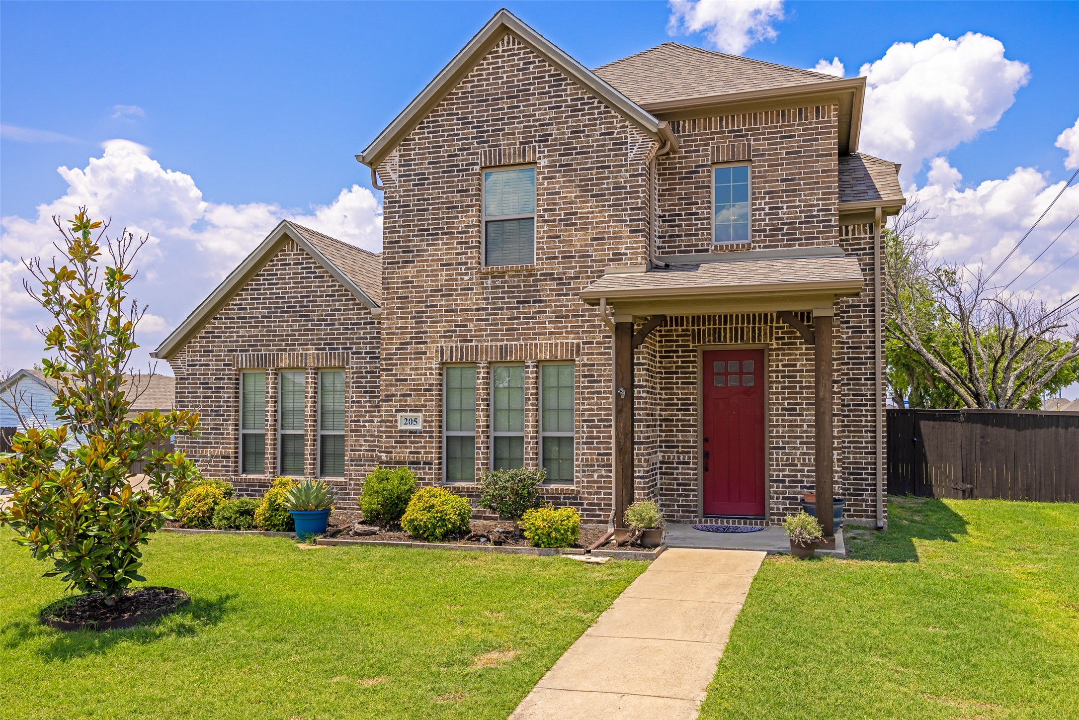 205 N Carriage House Way Wylie TX 75098