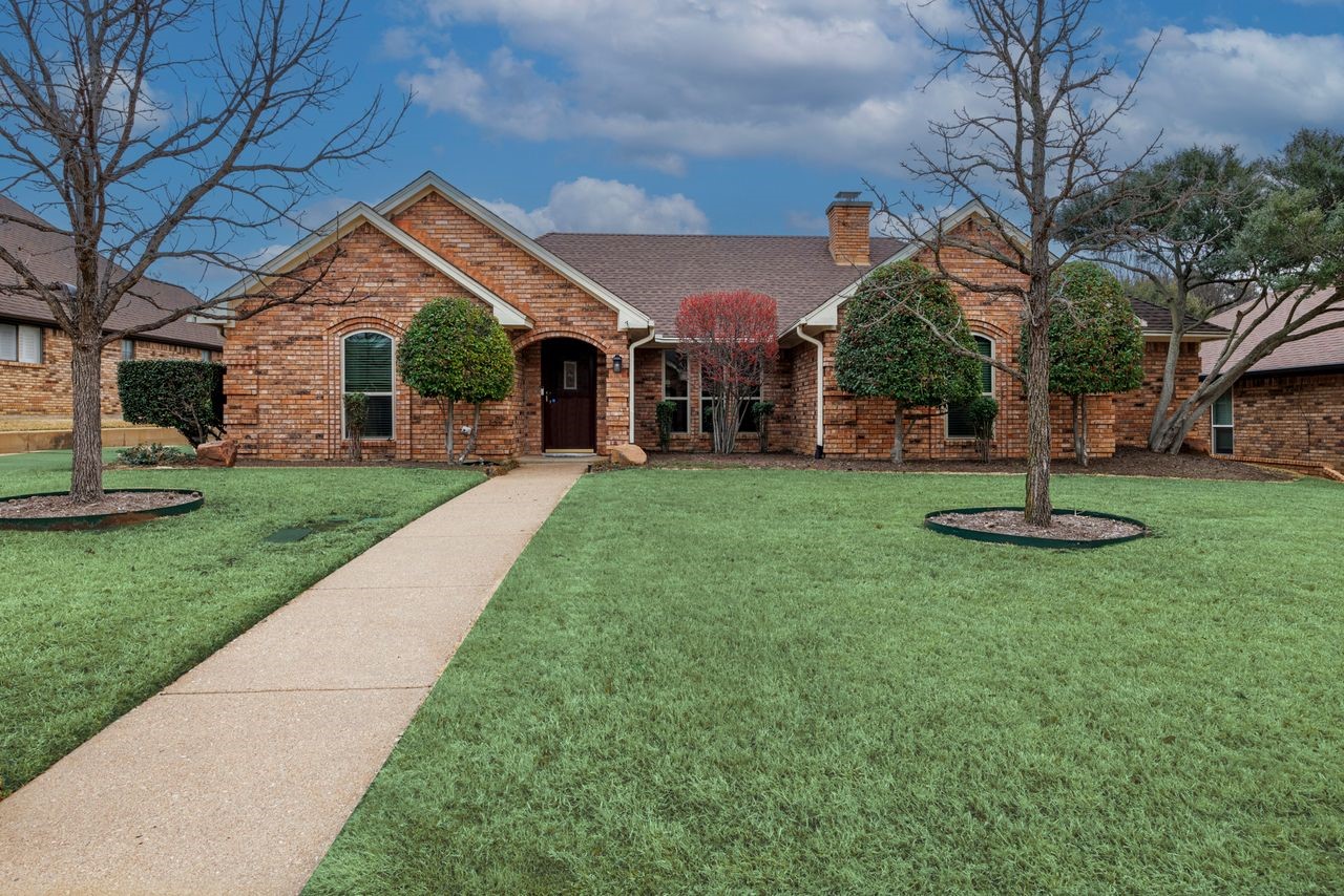 3 Kim Court Mansfield TX 76063