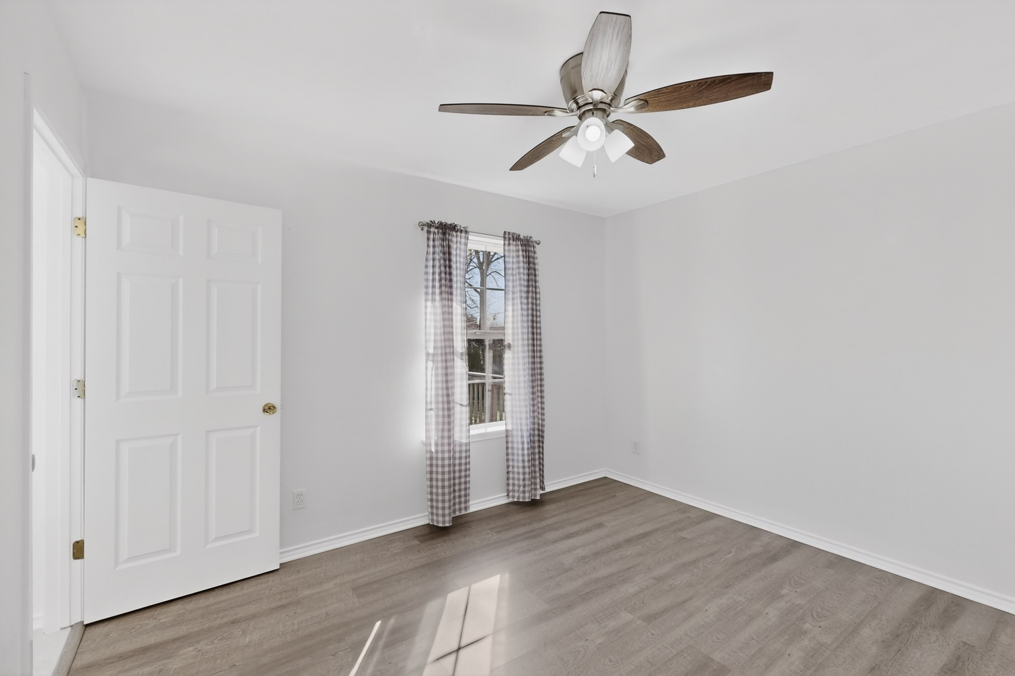 604 S Maxey Street Sherman TX 75090