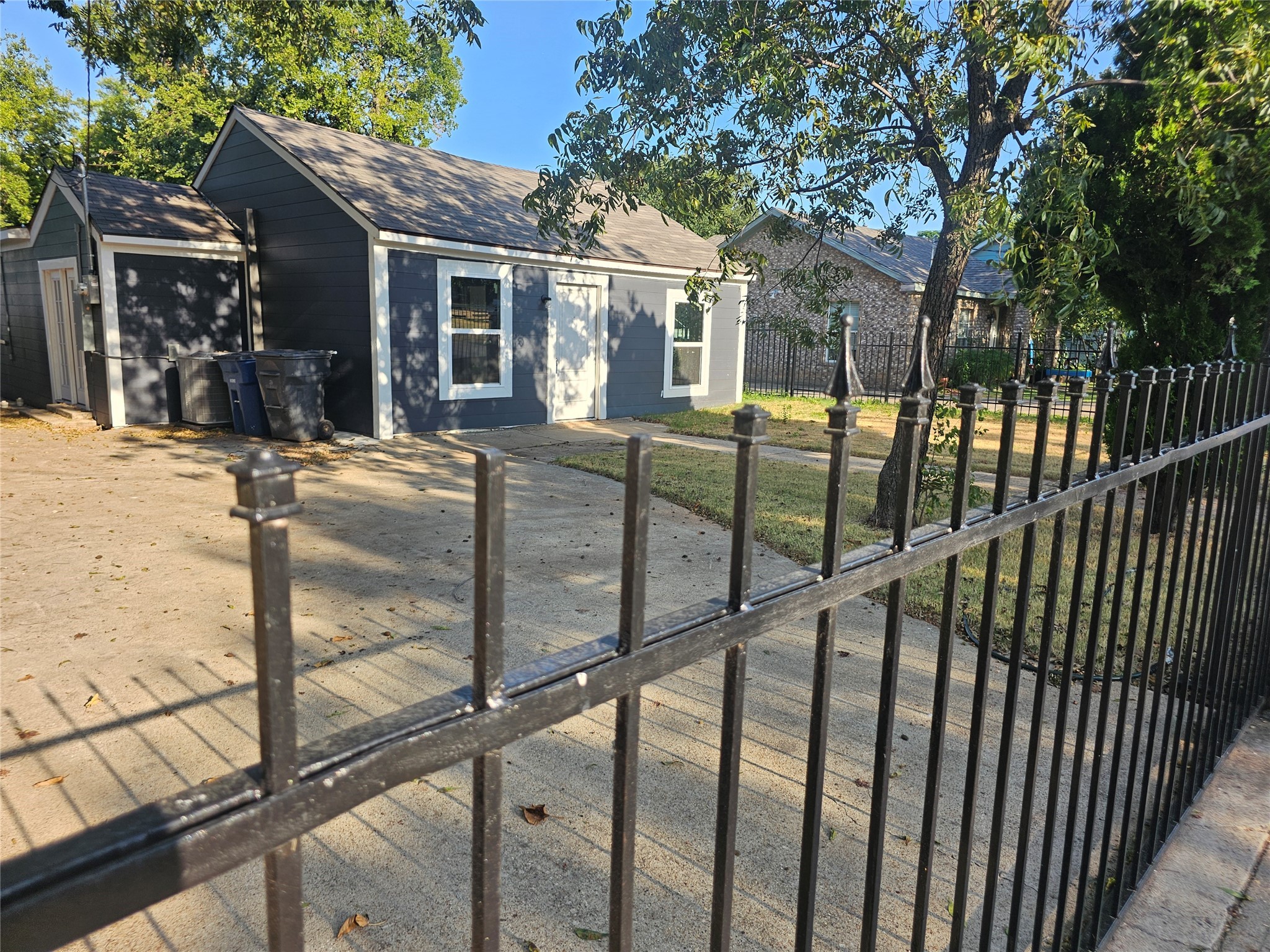 2426 Tyler Street S Dallas TX 75224