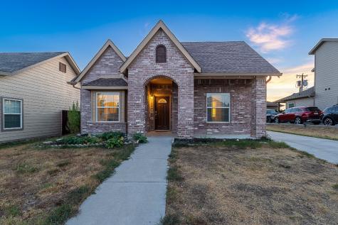 3641 Eagle Nest Street Fort Worth TX 76106
