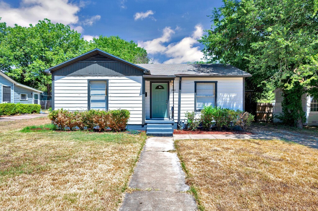 2813 Summer Avenue Waco TX 76708