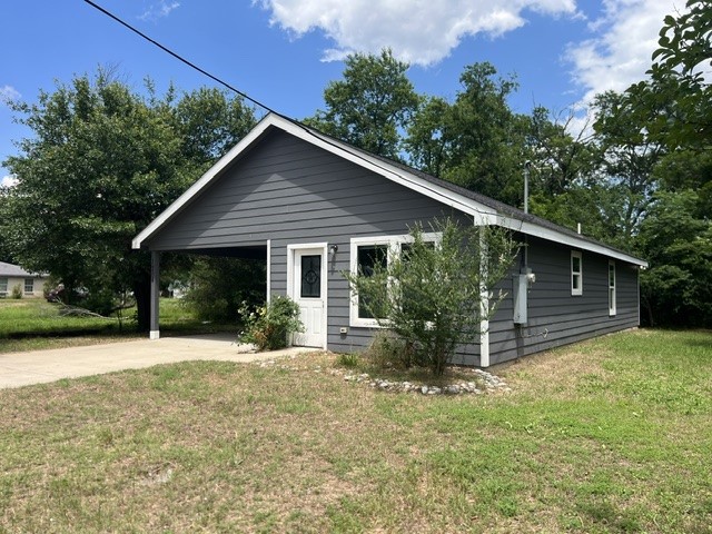 1204 Craddock Street Commerce TX 75428