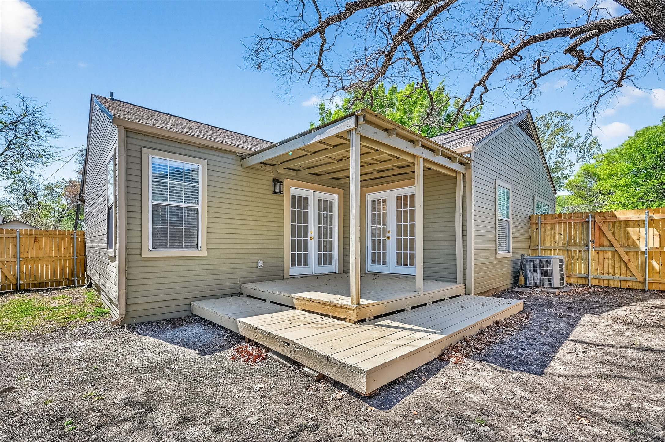 115 S Morris Street Mckinney TX 75069