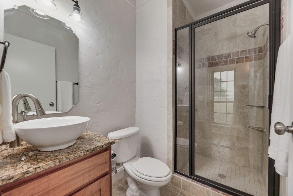 5855 County Road 408 Mckinney TX 75071