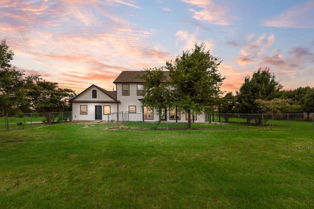 5855 County Road 408 Mckinney TX 75071
