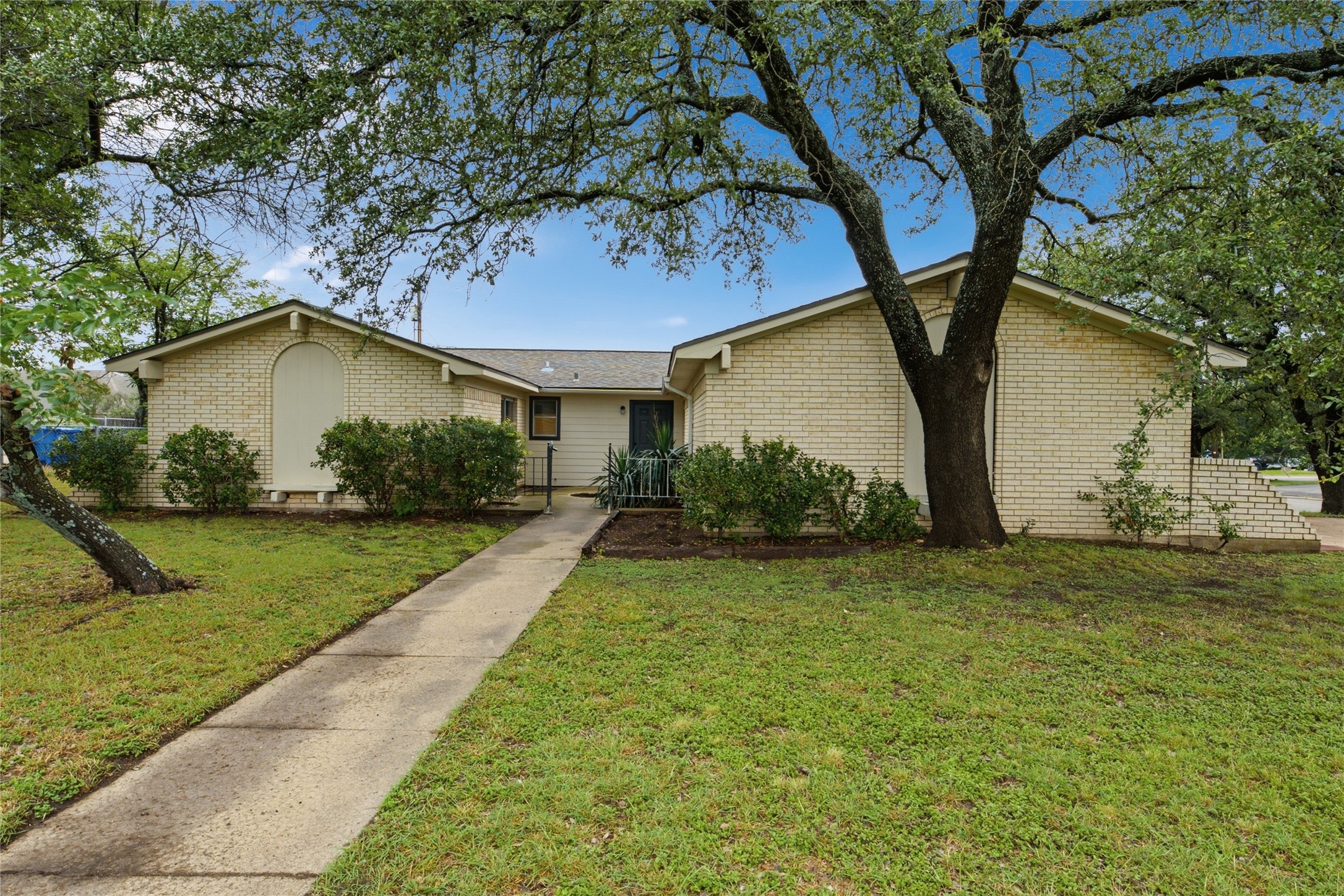 901 Rambler Drive Waco TX 76710