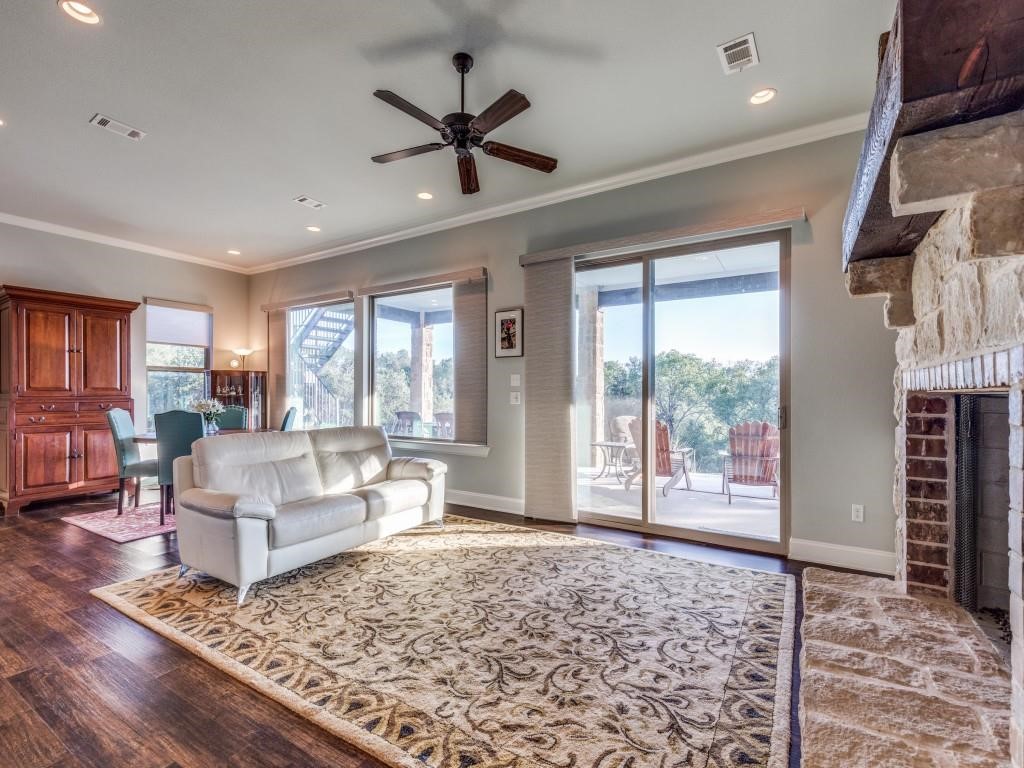 165 Cote D Azur Chico TX 76431