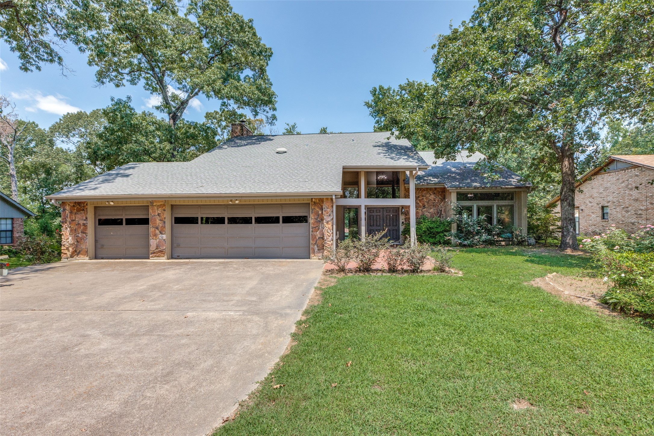 605 Private Road 5881 Yantis TX 75497