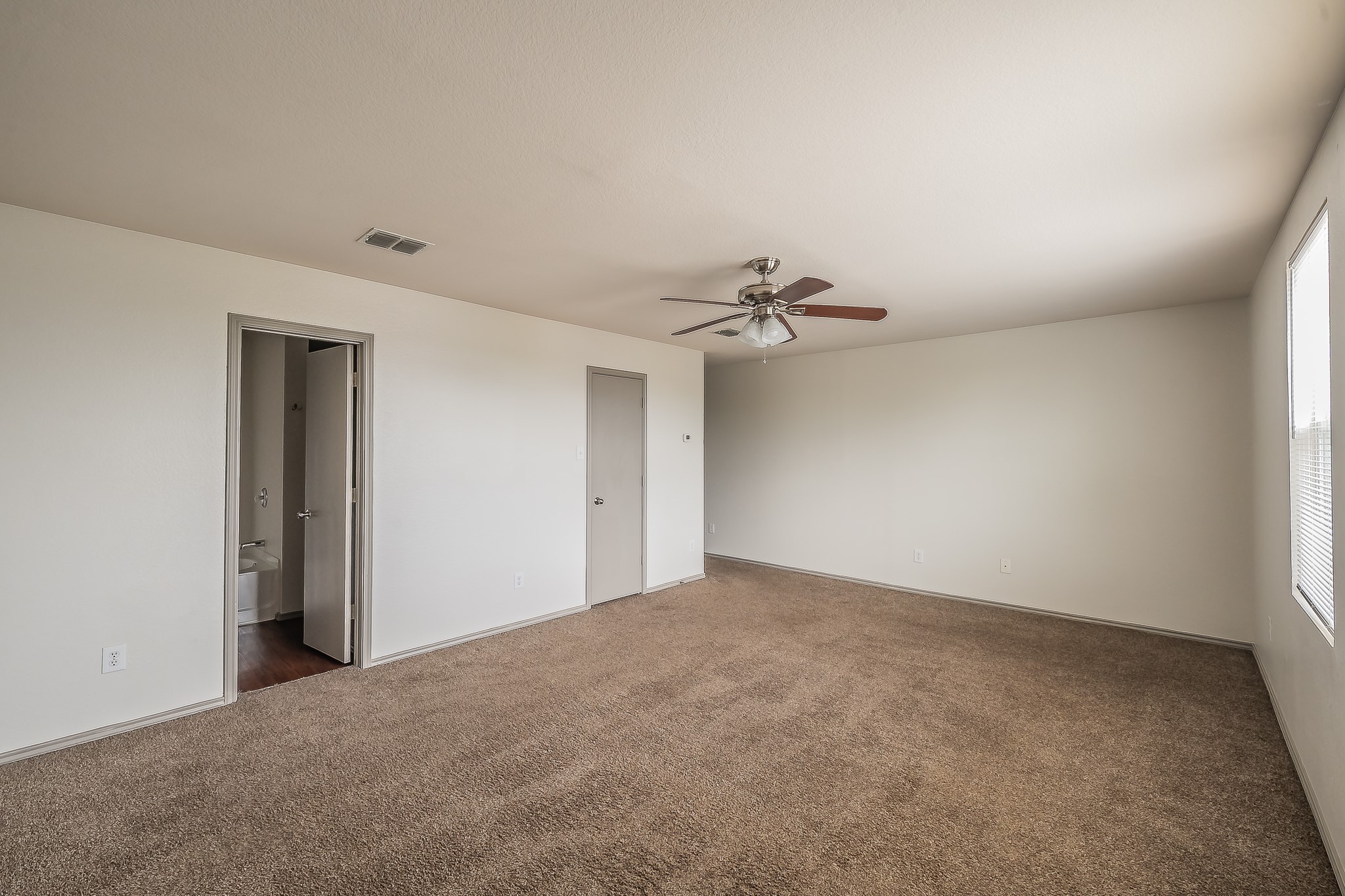 1420 Krista Drive Burleson TX 76028
