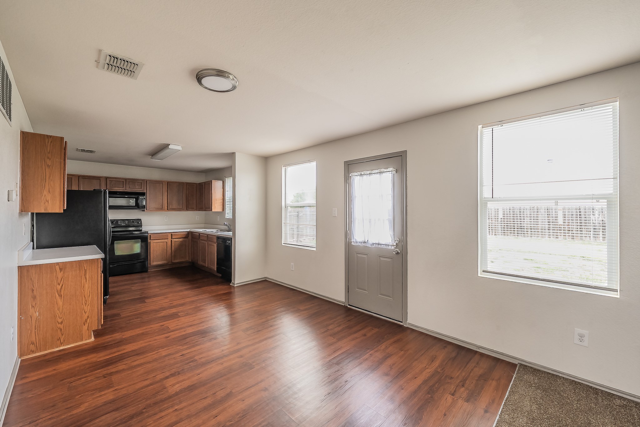 1420 Krista Drive Burleson TX 76028