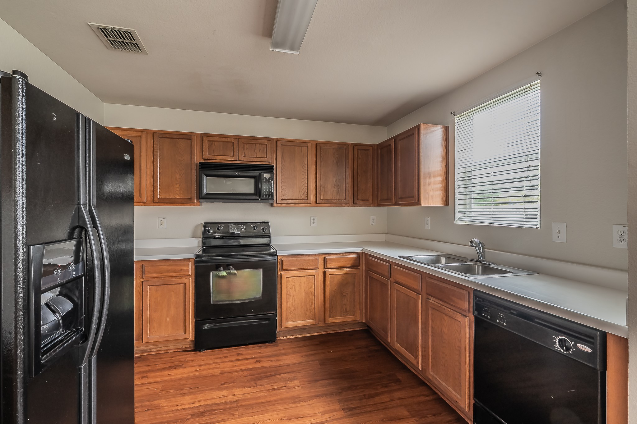 1420 Krista Drive Burleson TX 76028