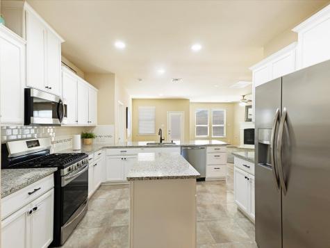 2109 Lake Hawthorne Trail Little Elm TX 75068
