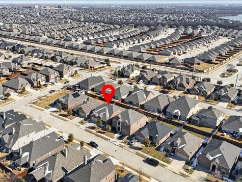 2109 Lake Hawthorne Trail Little Elm TX 75068