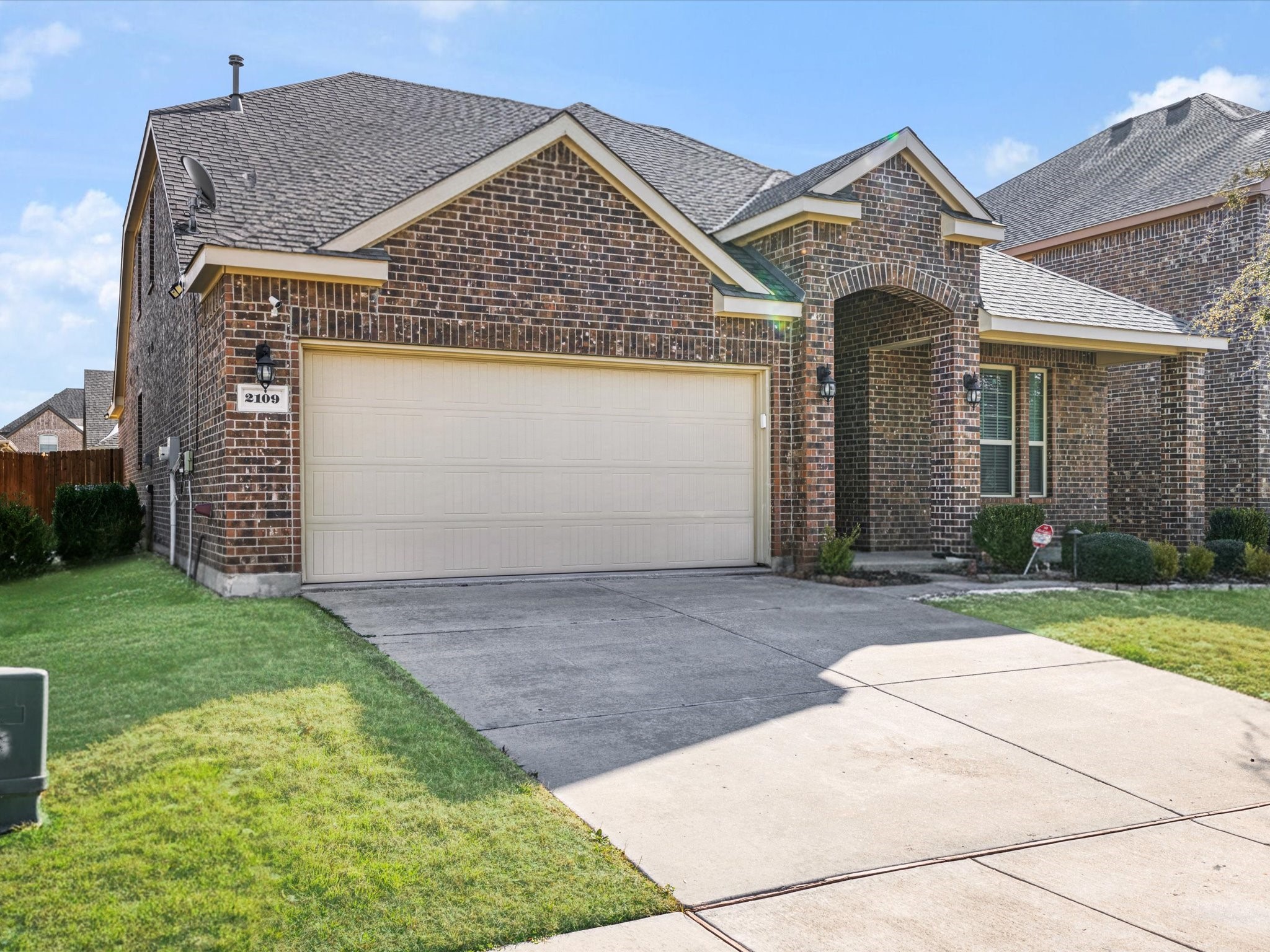 2109 Lake Hawthorne Trail Little Elm TX 75068