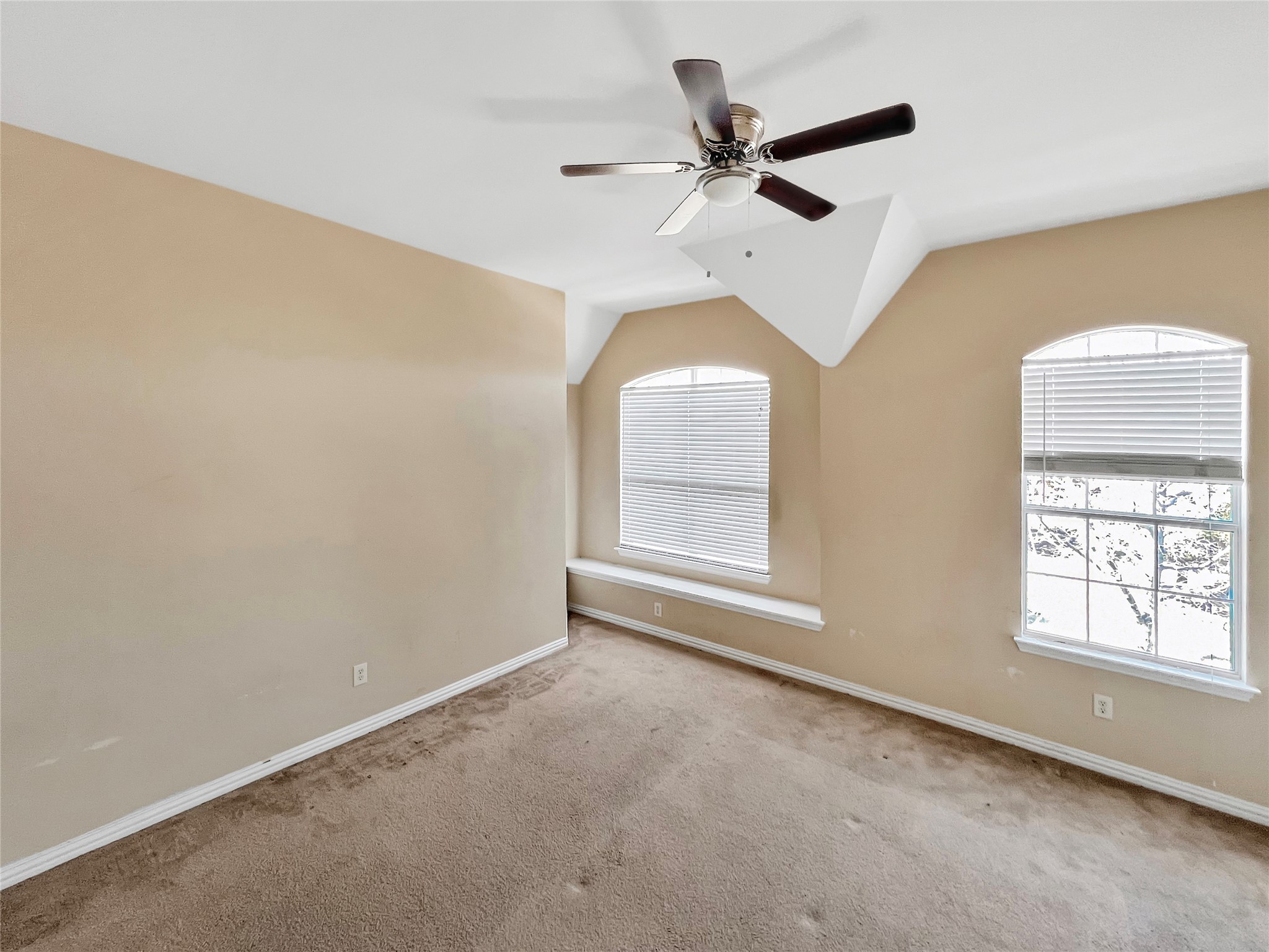 2715 Magellan Grand Prairie TX 75054