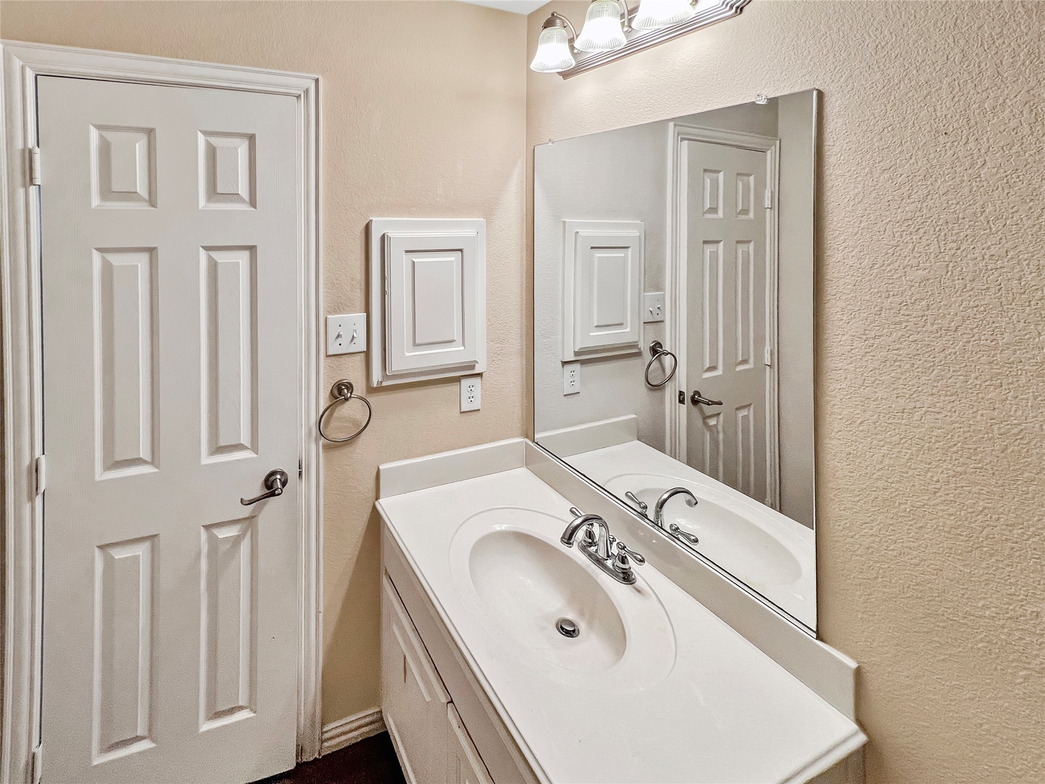 2715 Magellan Grand Prairie TX 75054