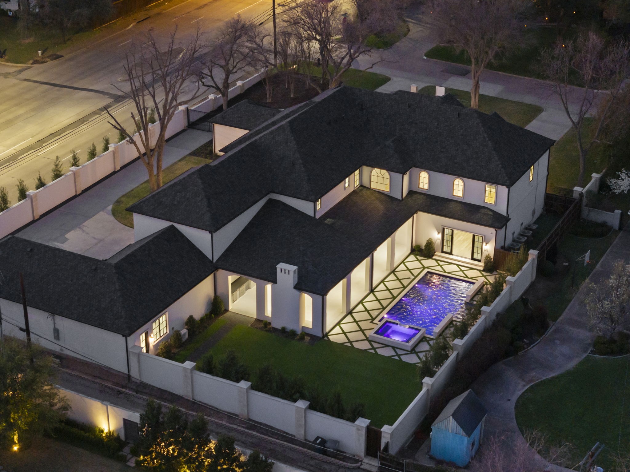 4206 Woodfin Drive Dallas TX 75220