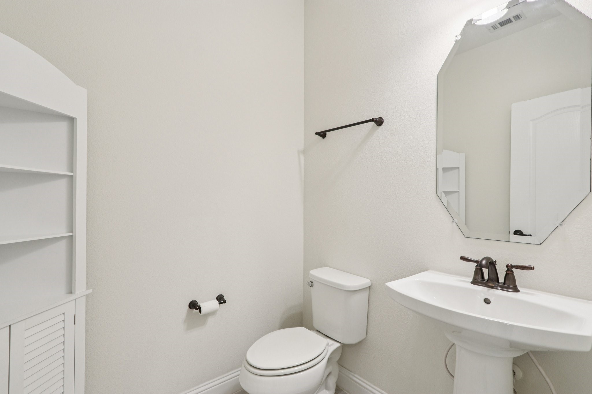 2713 Ranger Lane Aubrey TX 76227