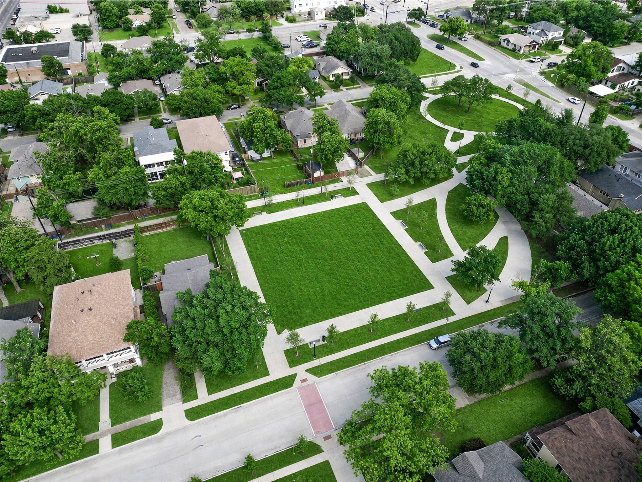 403 S Willomet Avenue Dallas TX 75208