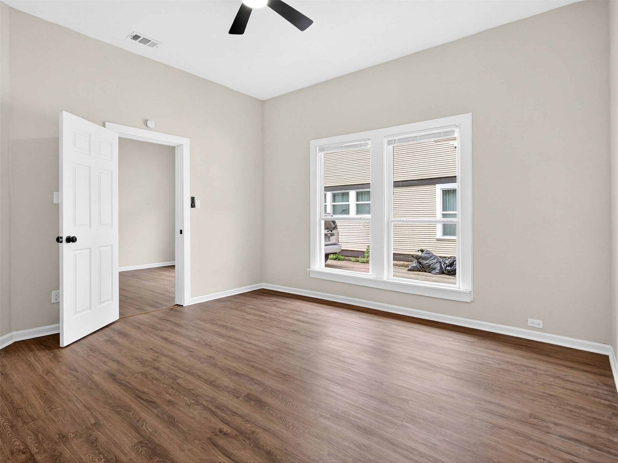 403 S Willomet Avenue Dallas TX 75208