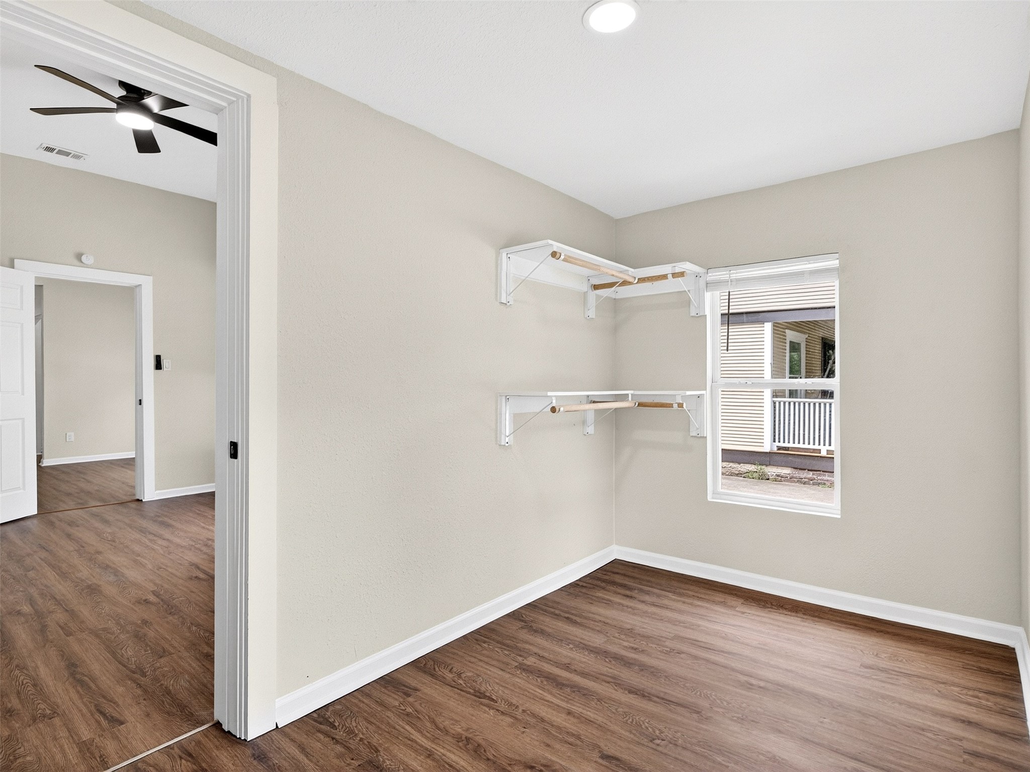 403 S Willomet Avenue Dallas TX 75208