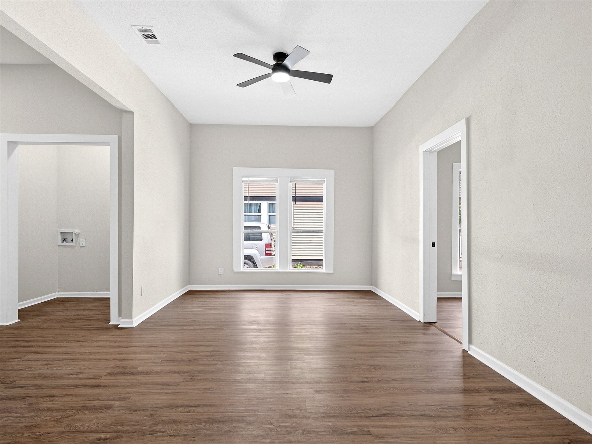 403 S Willomet Avenue Dallas TX 75208