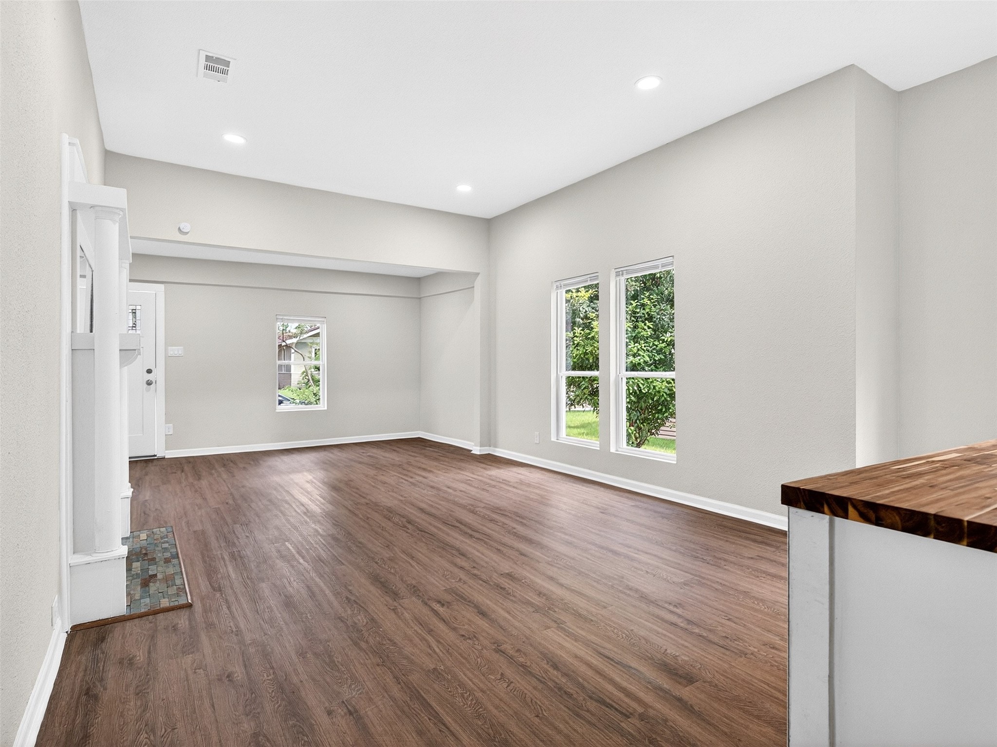 403 S Willomet Avenue Dallas TX 75208