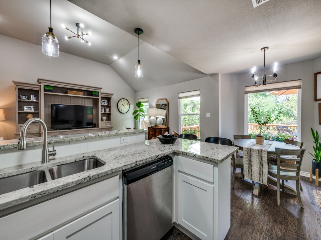 2612 Houston Court Granbury TX 76048